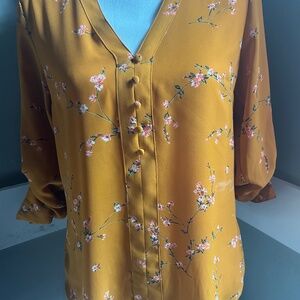 Express - Floral Blouse